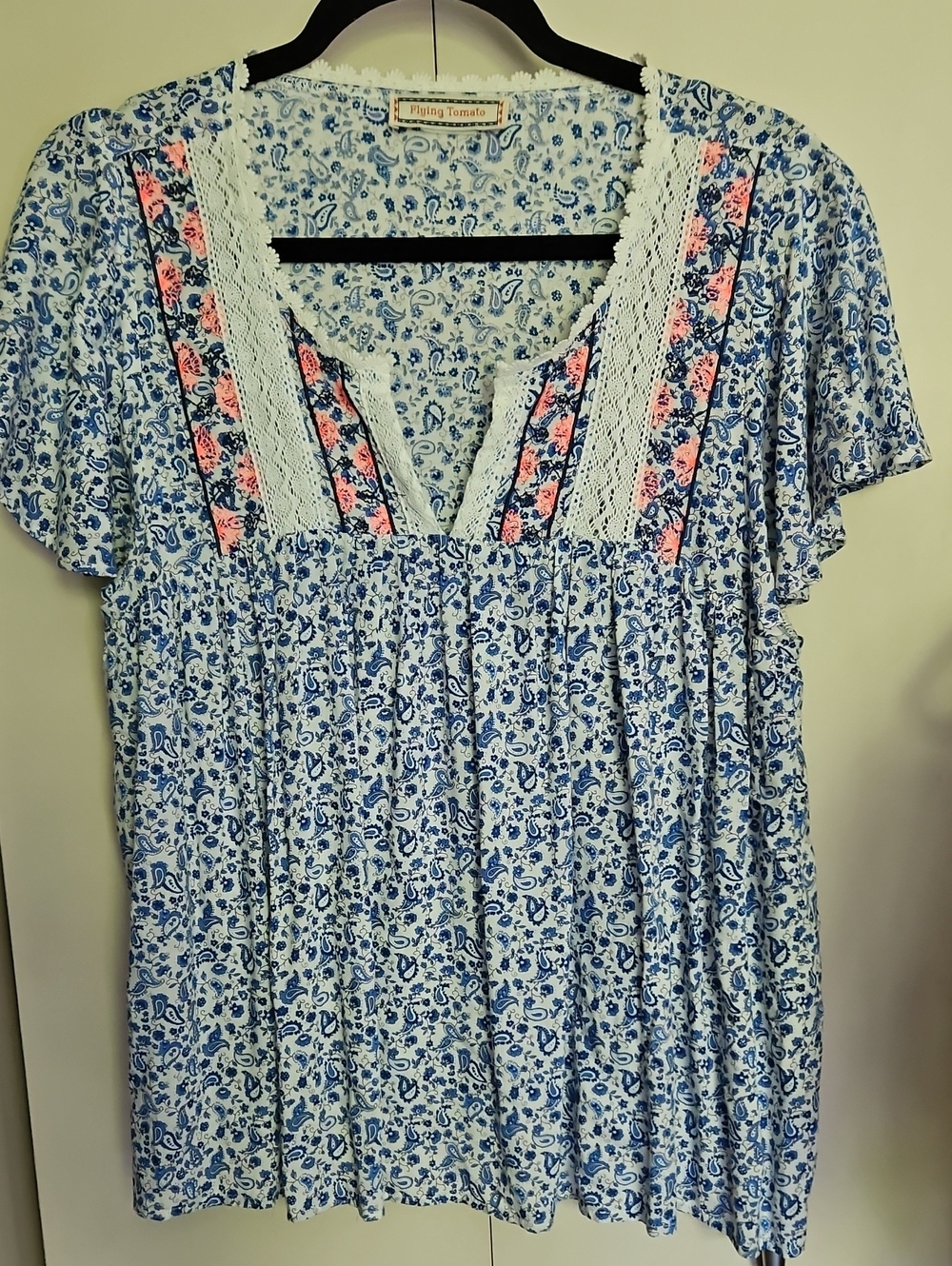 Flying Tomato Blue & Pink Paisley Lace-Trim Blouse Sz MED? PTP20